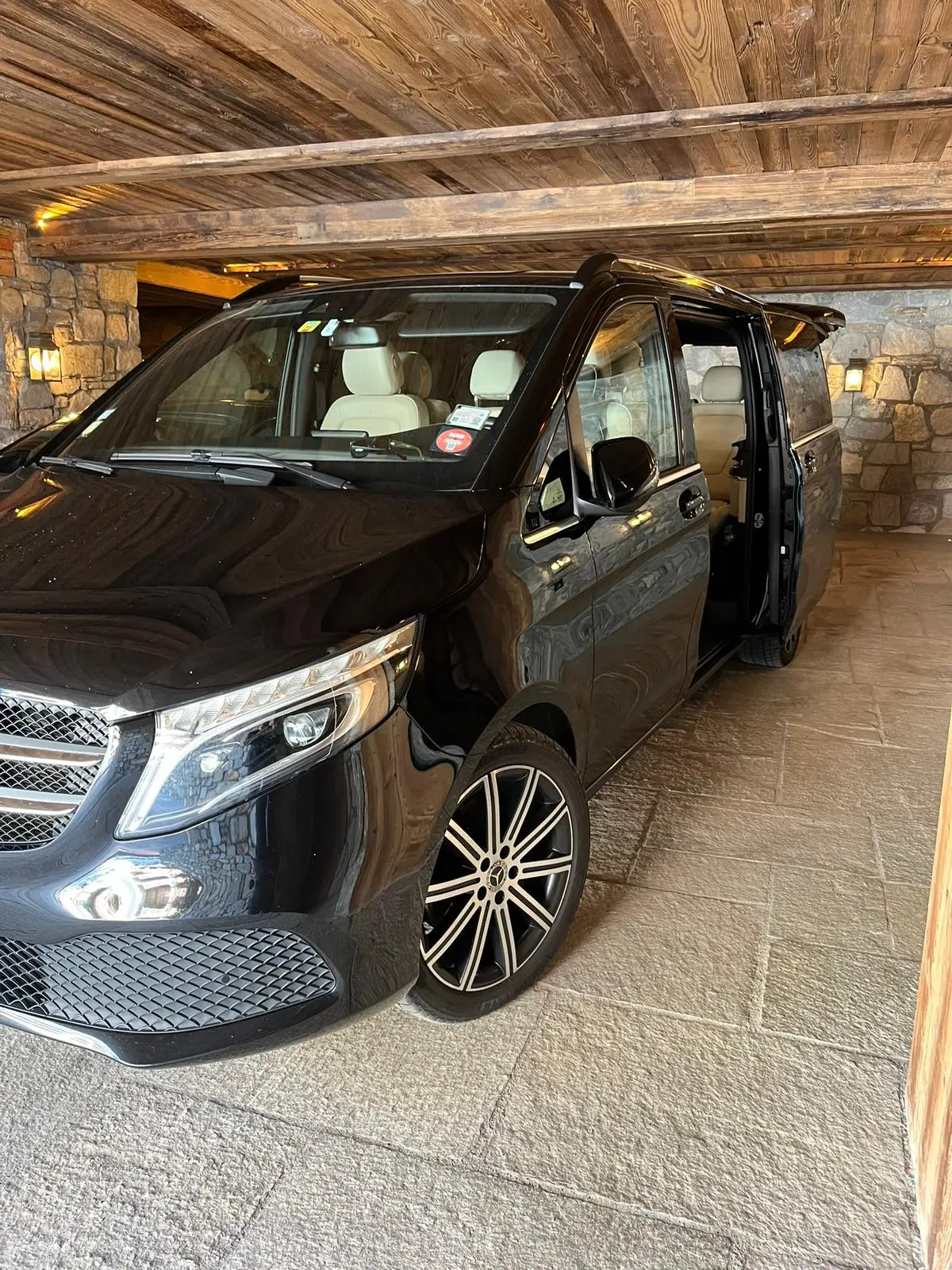 Mercedes-Benz V-Class