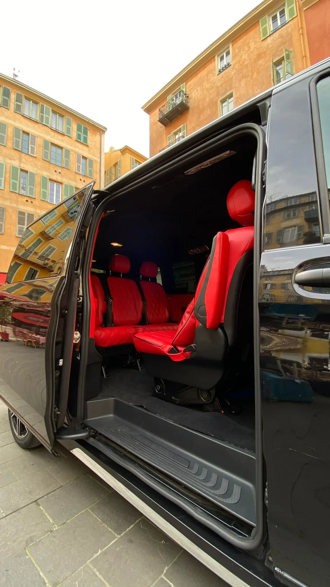 Mercedes-Benz V-Class