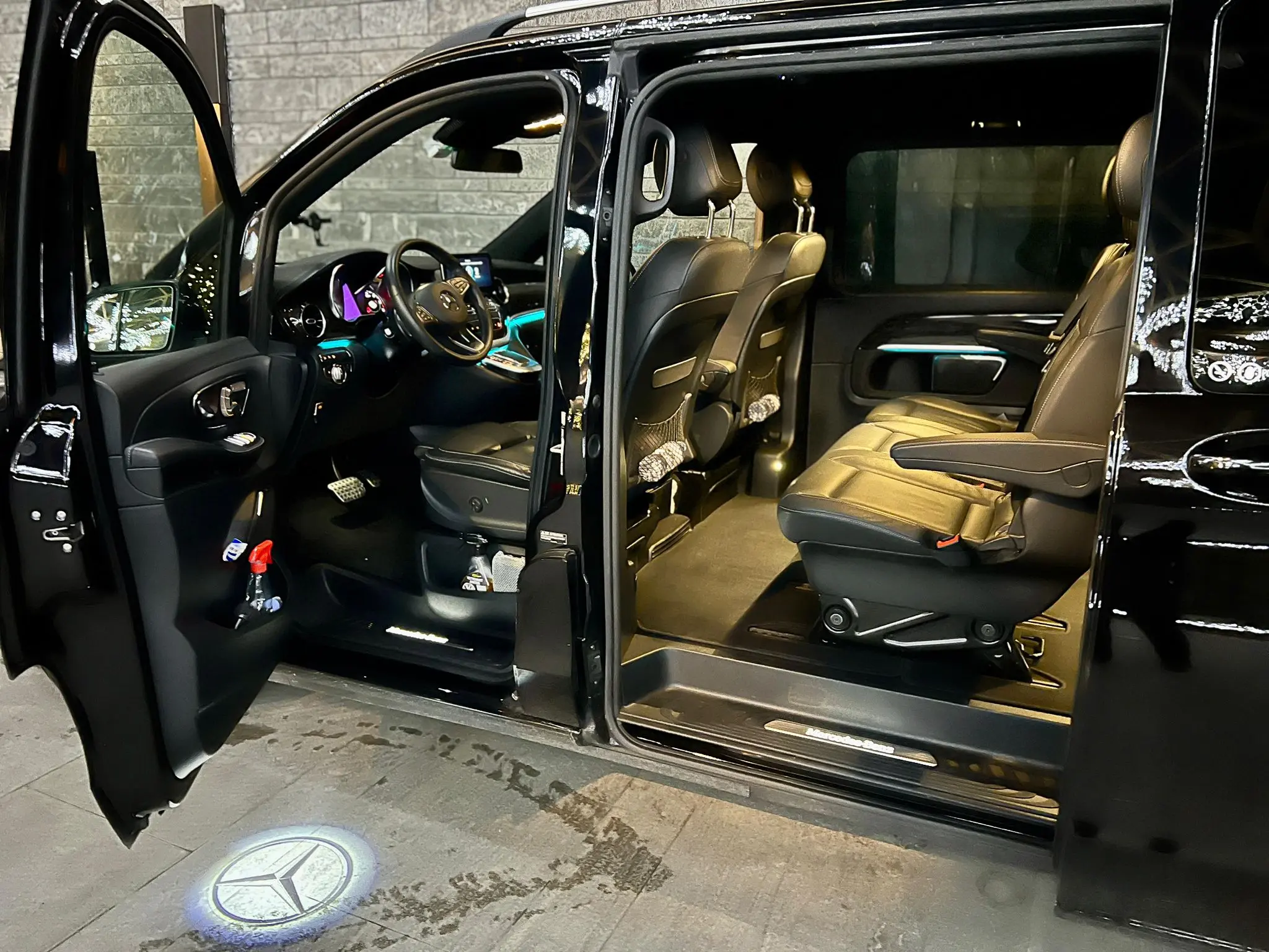 Mercedes-Benz V-Class