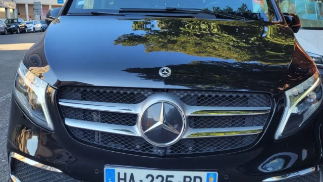 Mercedes-Benz V-Class