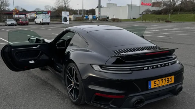 Porsche 911