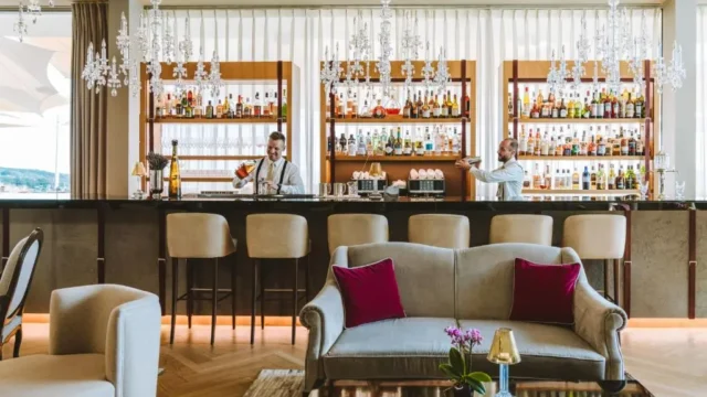 Royal Champagne Hotel & Spa