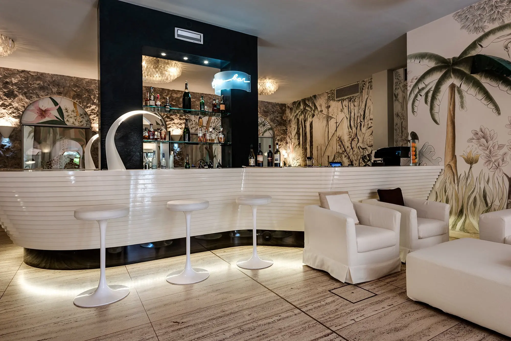 Augustus Hotel & Resort