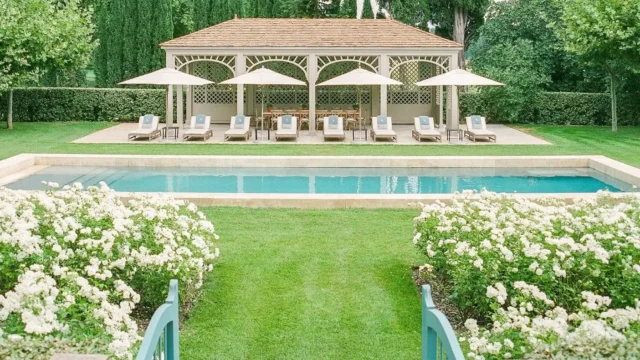 Les Mas des Poiriers |  Luxury property rental in  Provence
