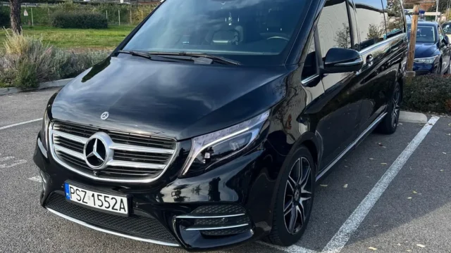 Mercedes-Benz V-Class