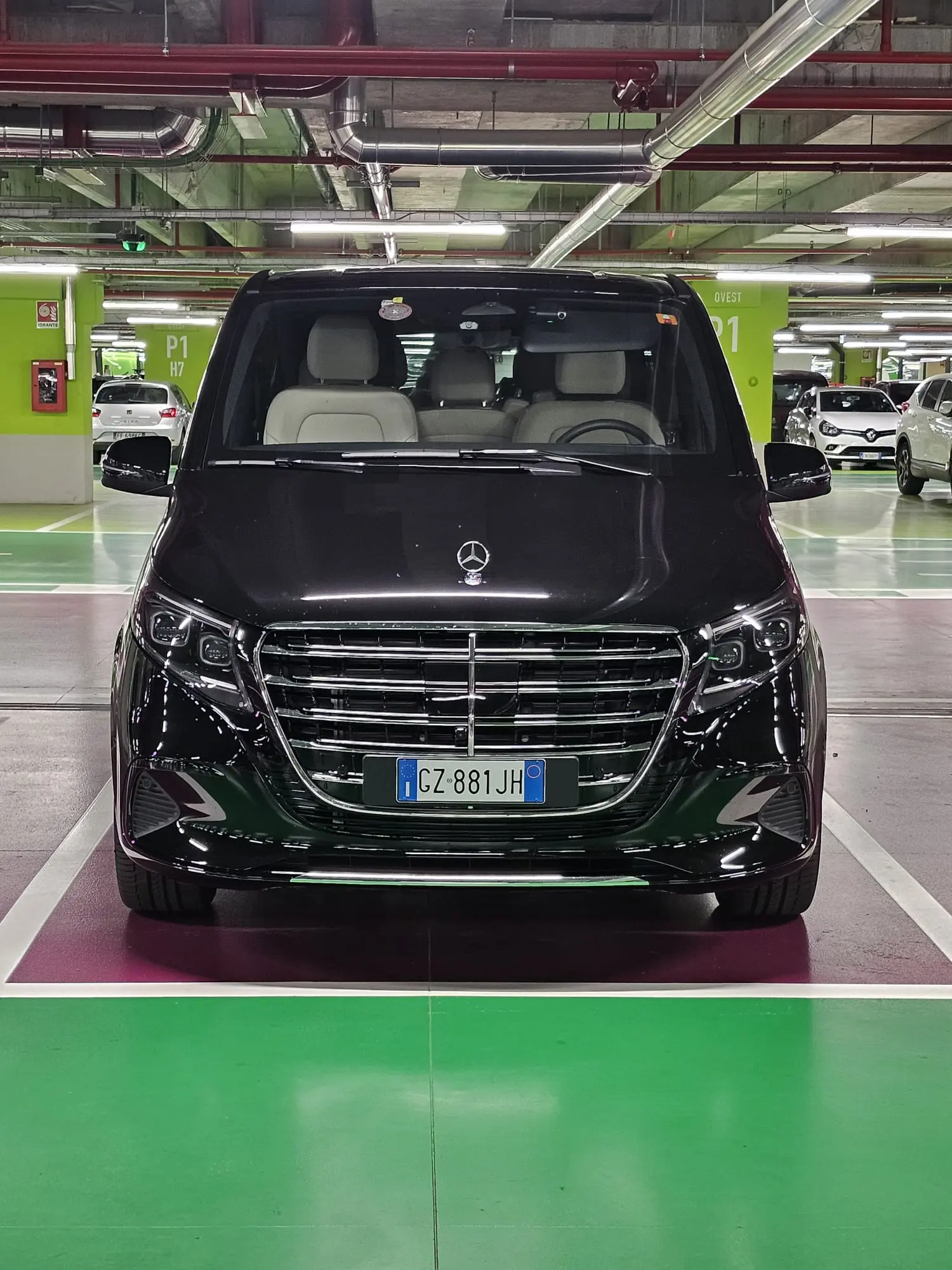 Mercedes-Benz V-Class