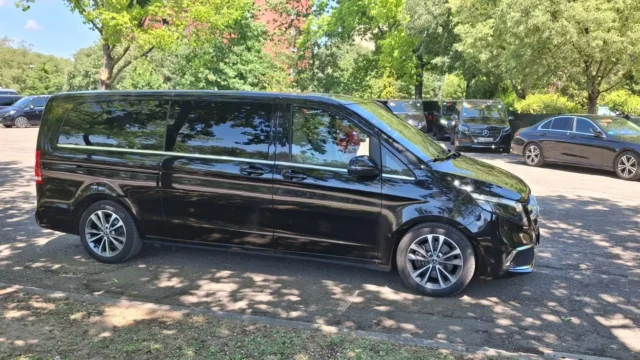 Mercedes-Benz V-Class