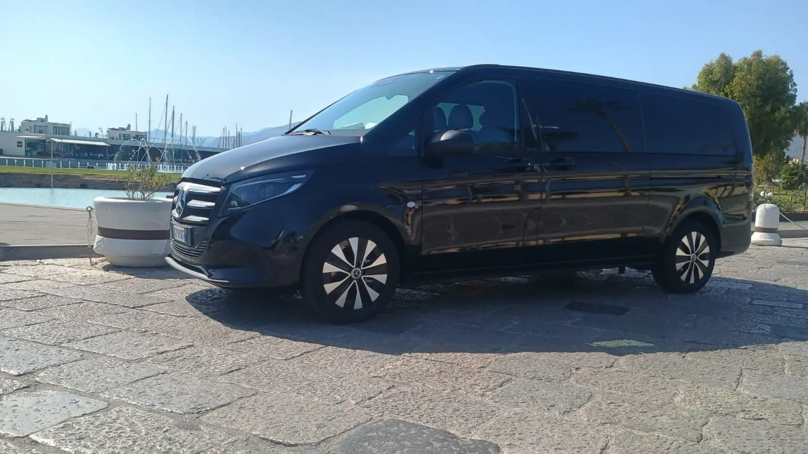 Mercedes-Benz V-Class