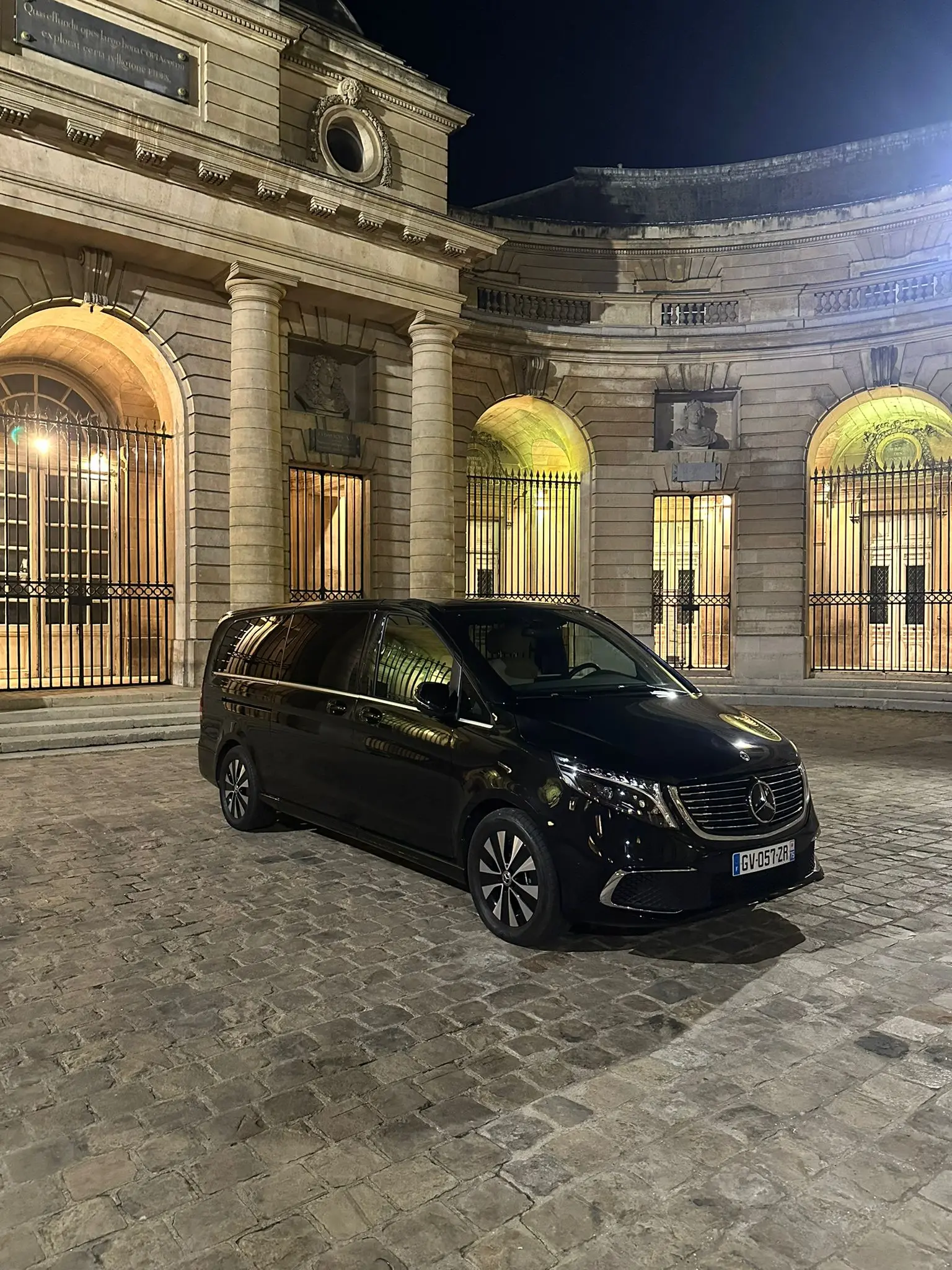 Mercedes-Benz V-Class