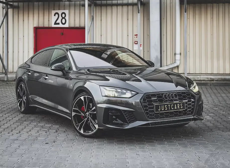 Audi A5 quattro S-Line