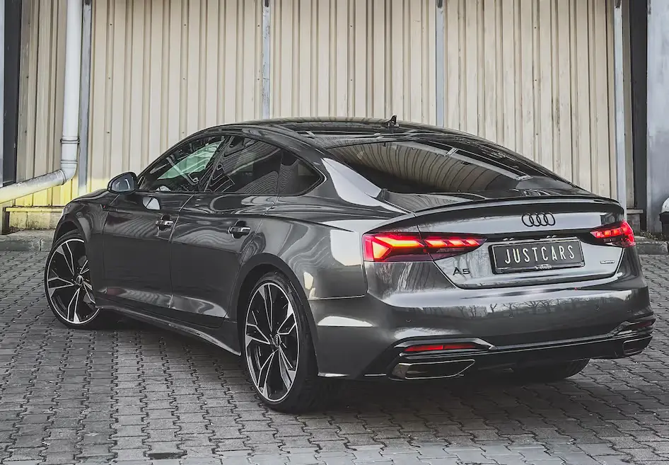 Audi A5 quattro S-Line