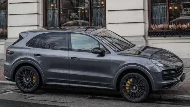 Porsche Cayenne Turbo