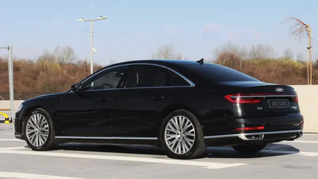 Audi A8 55 TFSI