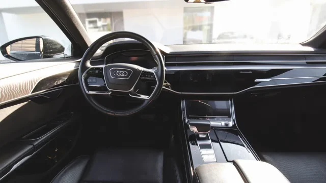 Audi A8 55 TFSI