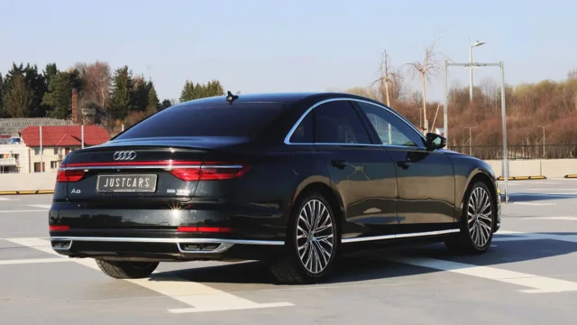 Audi A8 55 TFSI