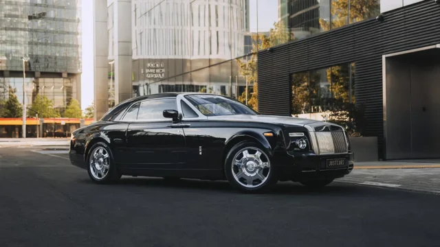 Rolls-Royce Phantom Coupe