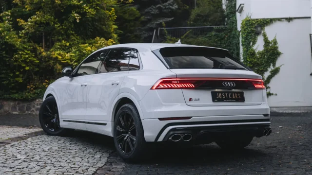 Audi SQ8 TFSI Quattro