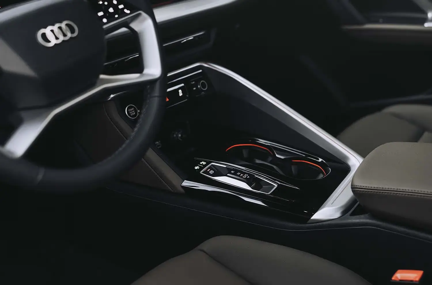 Audi Q5 Quattro S-line 2025