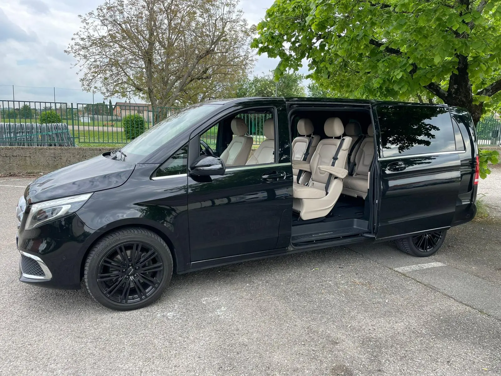 Mercedes-Benz V-Class