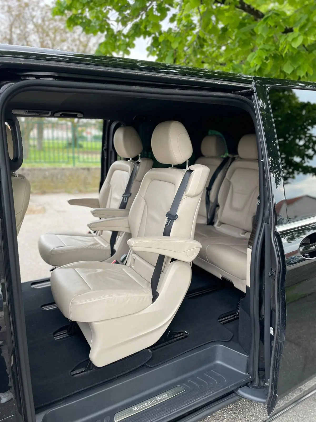 Mercedes-Benz V-Class