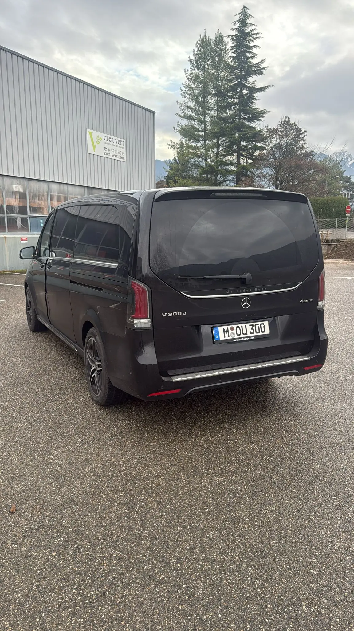 Mercedes-Benz V-Class