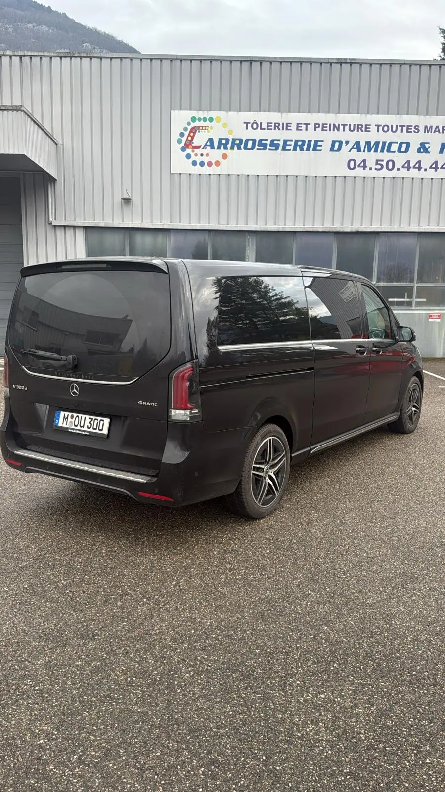 Mercedes-Benz V-Class