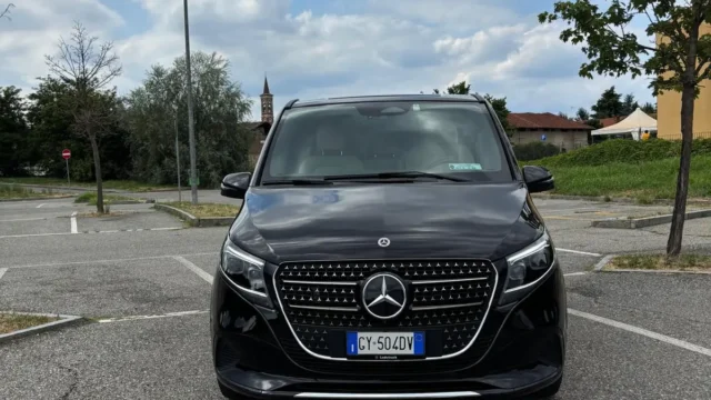 Mercedes-Benz V-Class Extra Long XL