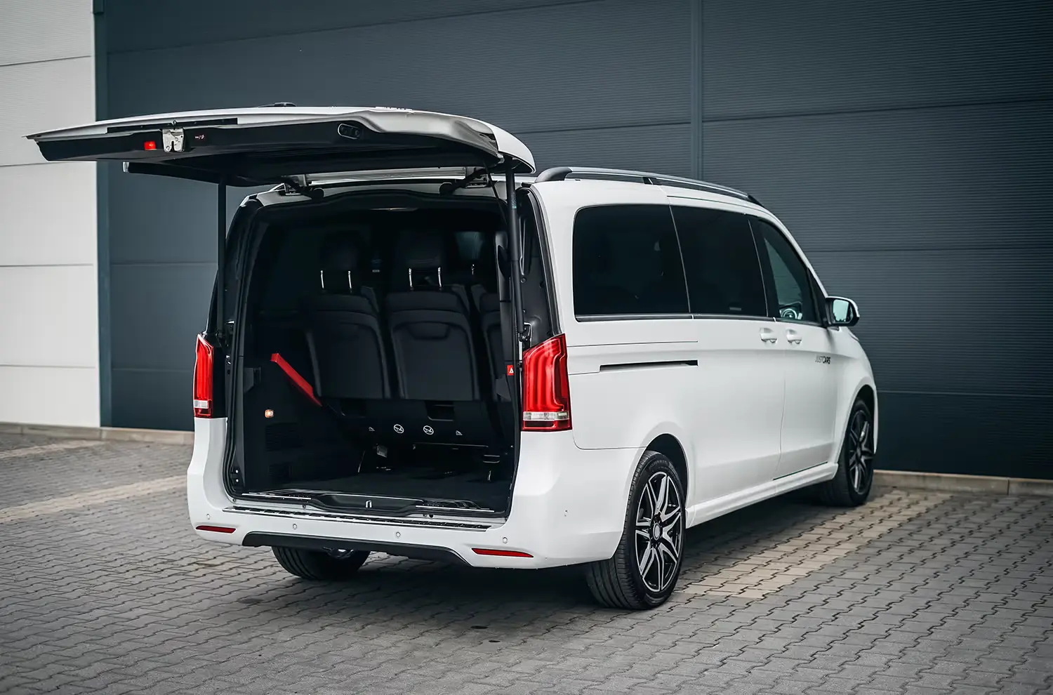 Mercedes-Benz V-Class