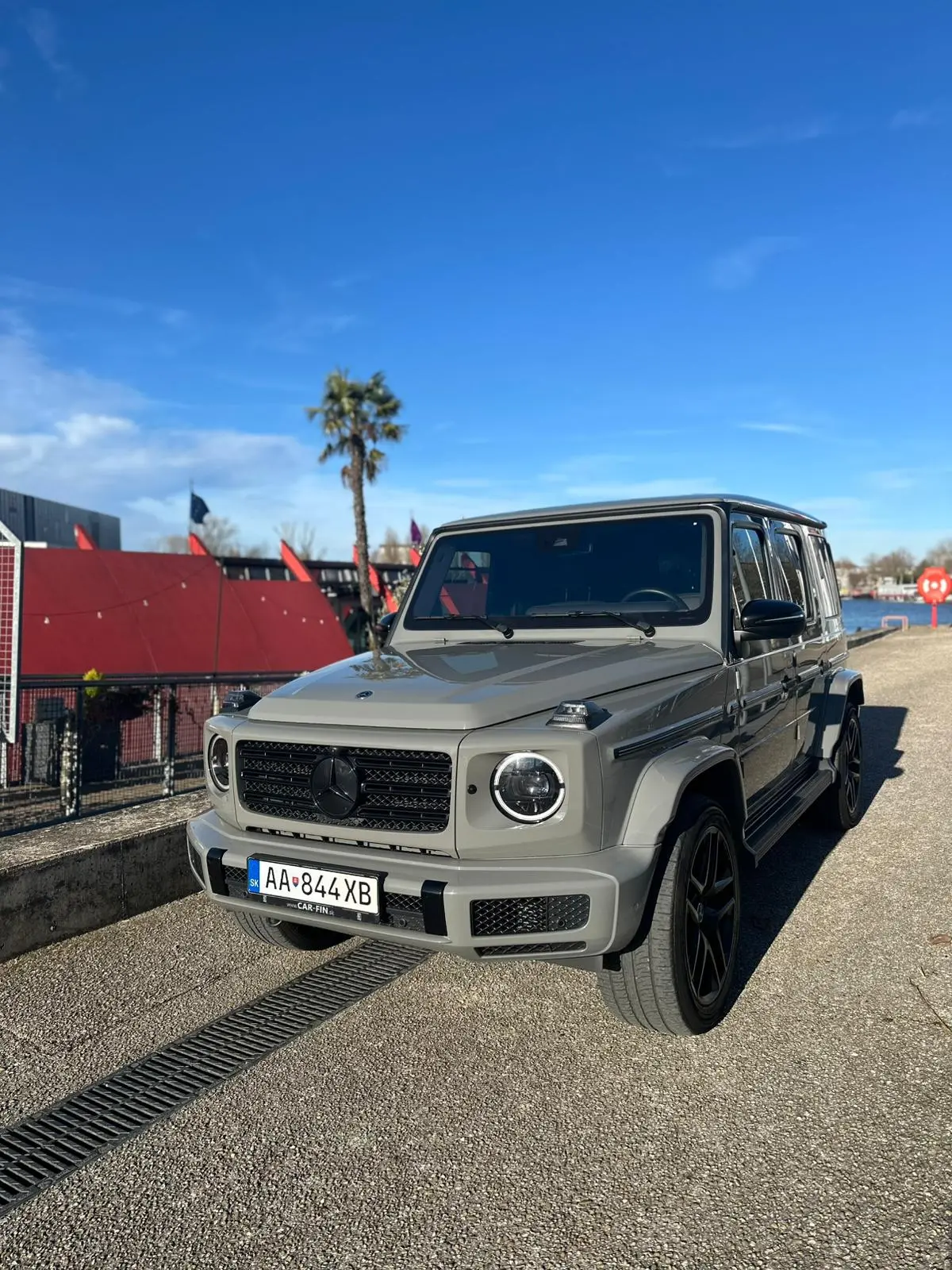 Mercedes-Benz G-class G500