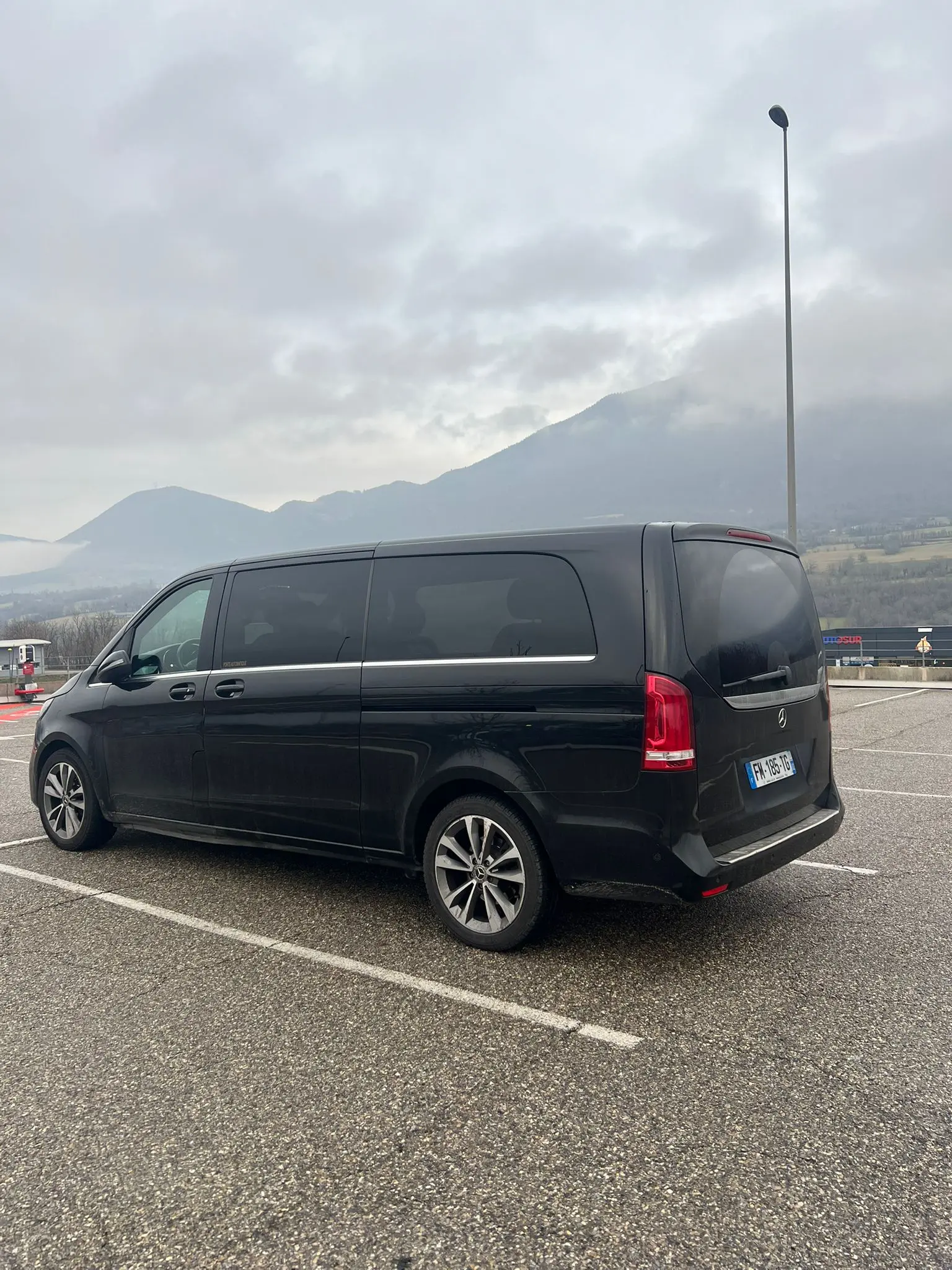 Mercedes-Benz V-Class