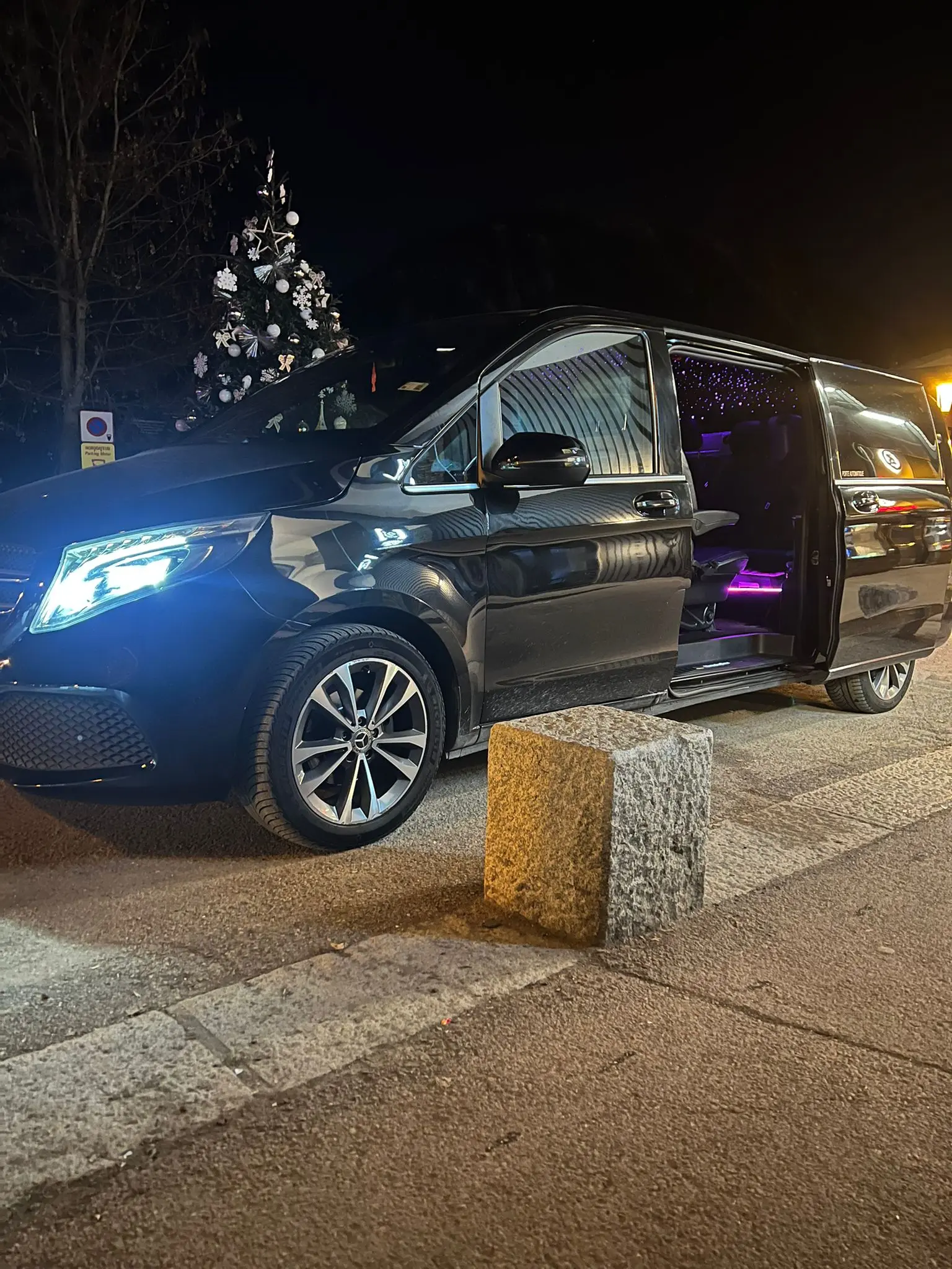 Mercedes-Benz V-Class