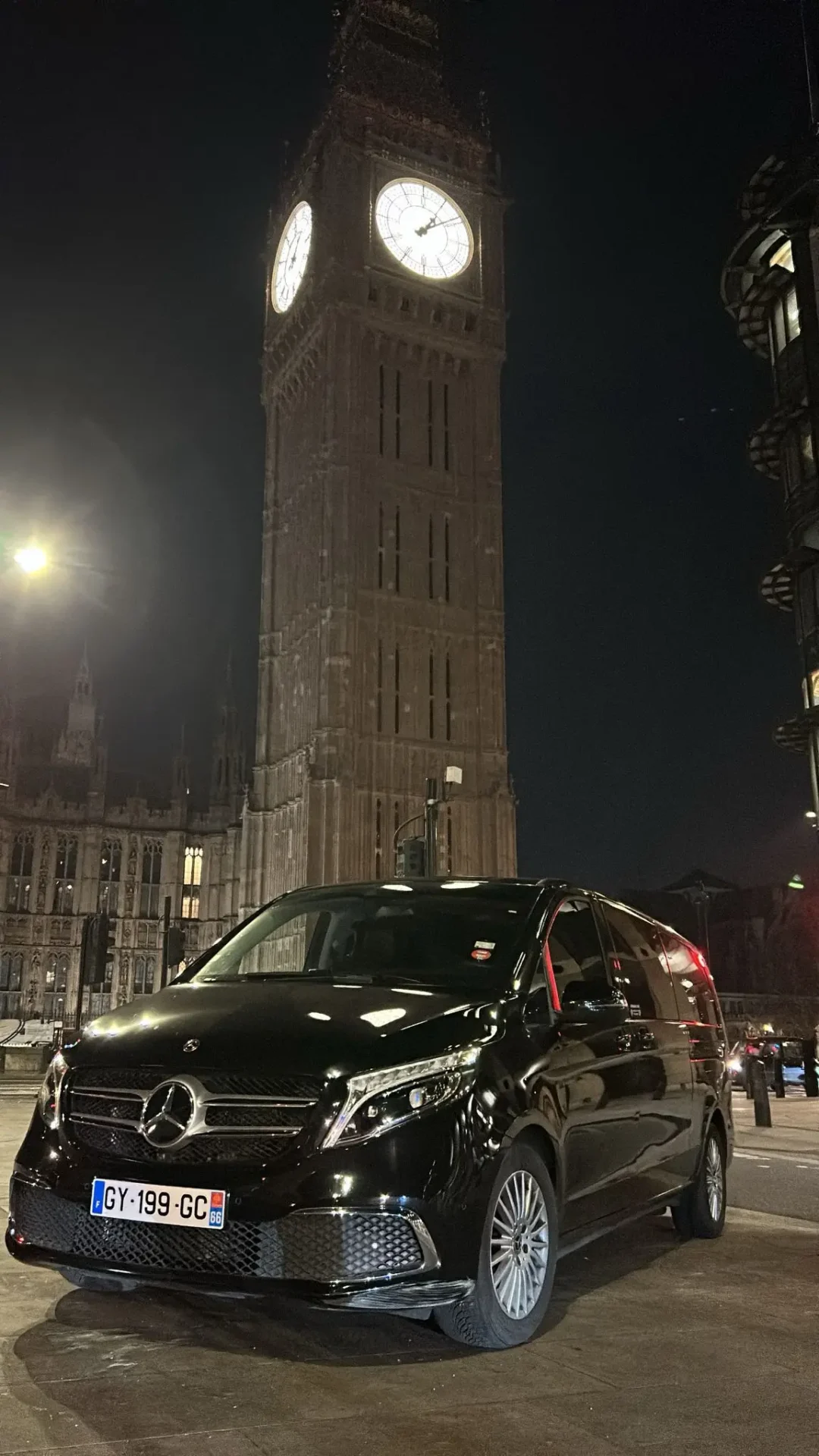 Mercedes-Benz V-Class