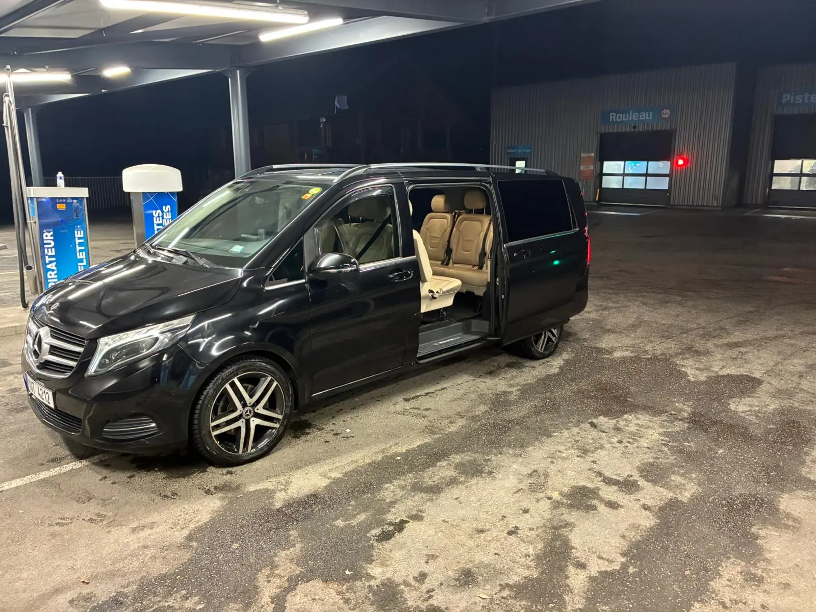 Mercedes-Benz V-Class