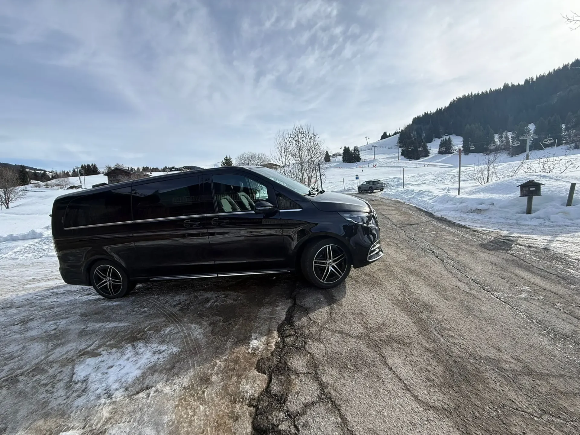 Mercedes-Benz V-Class