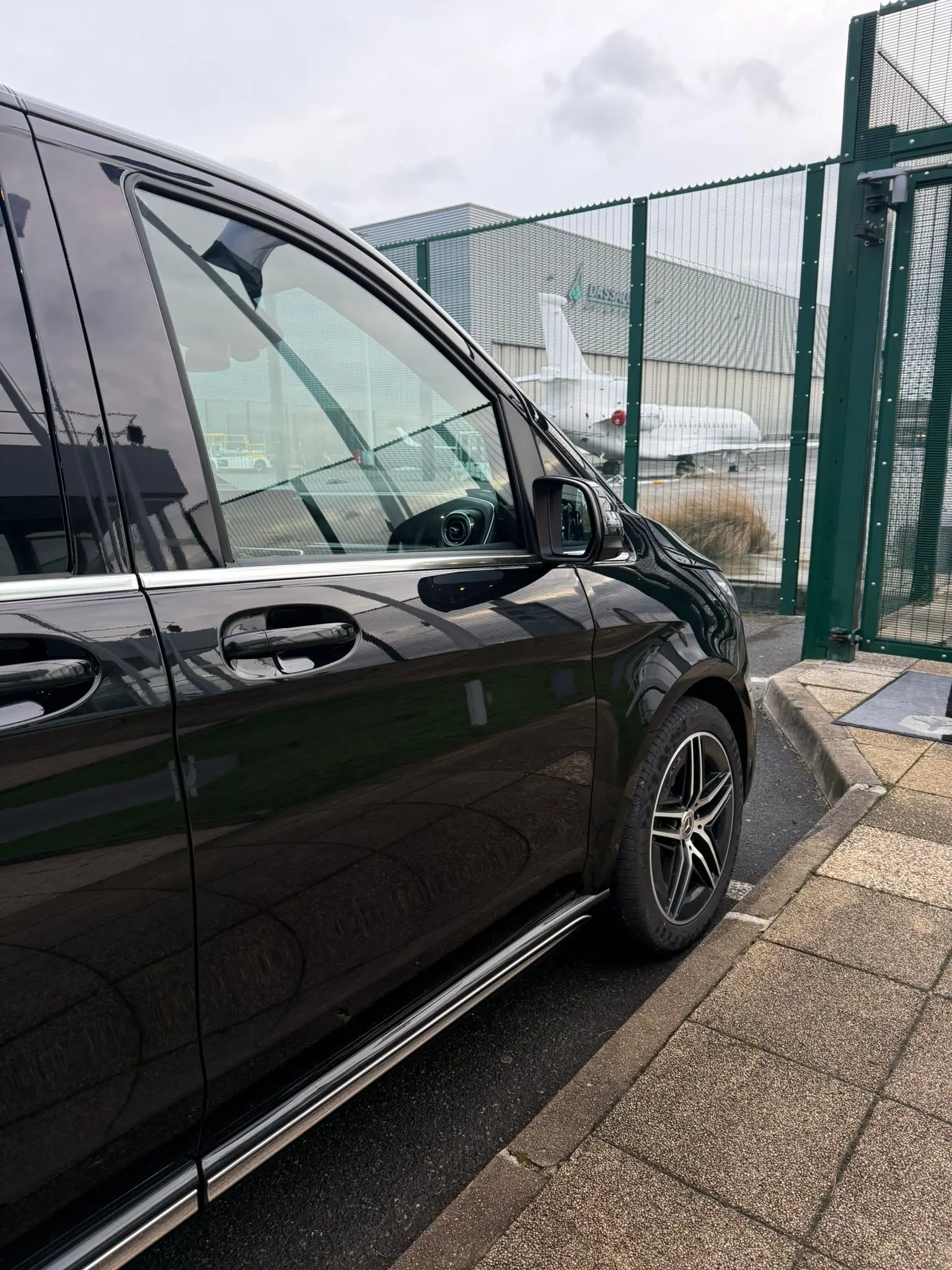 Mercedes-Benz V-Class