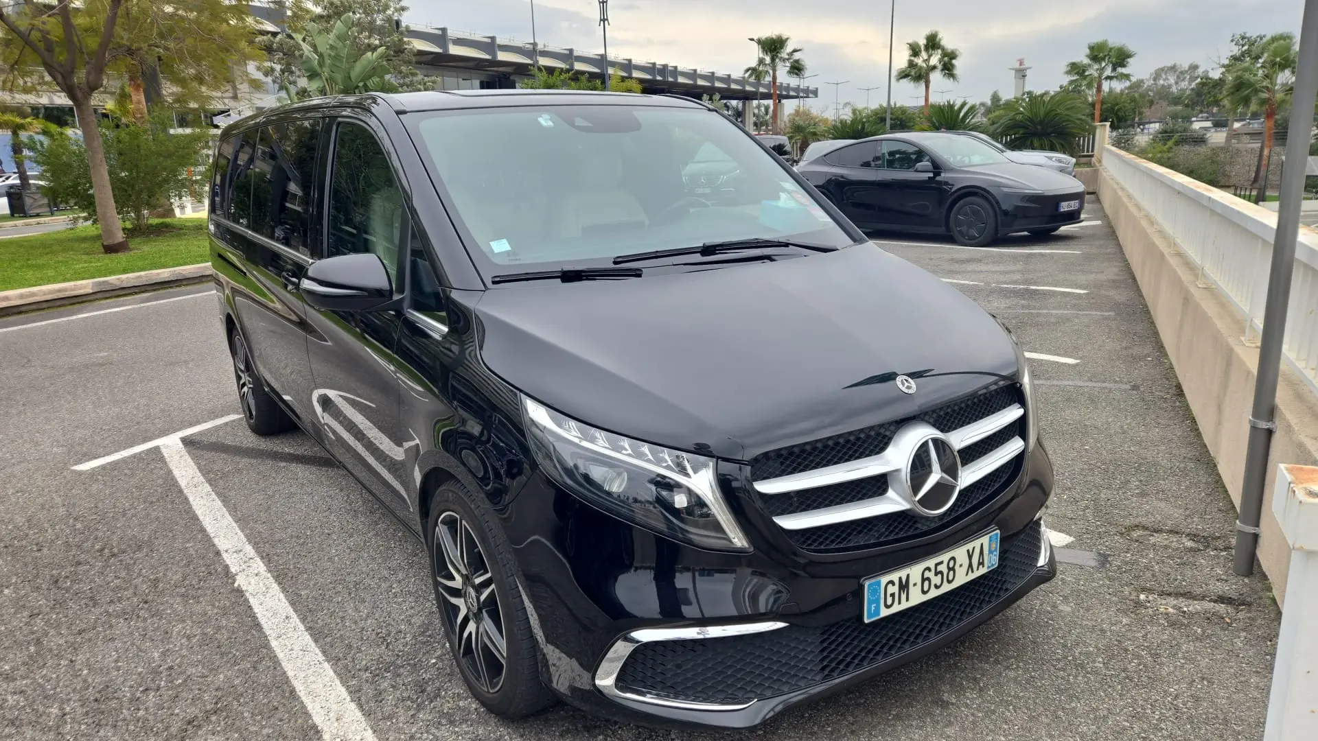 Mercedes-Benz V-Class