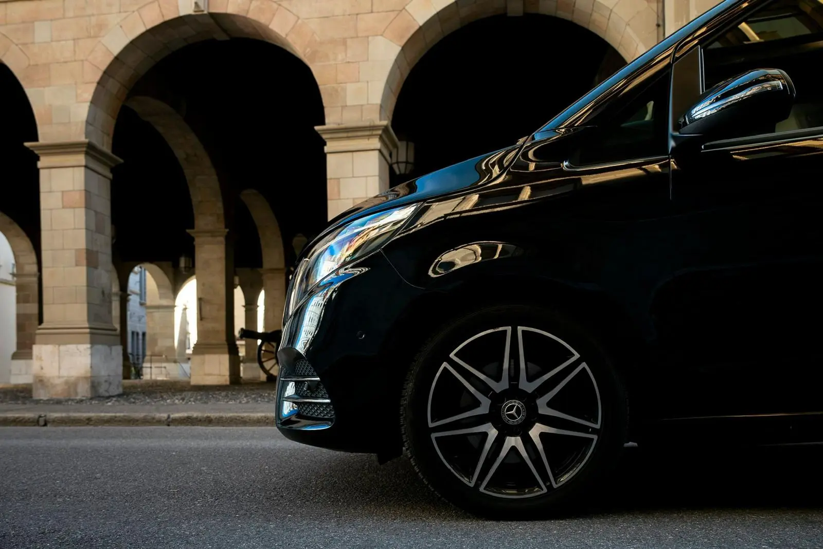 Mercedes-Benz V-Class