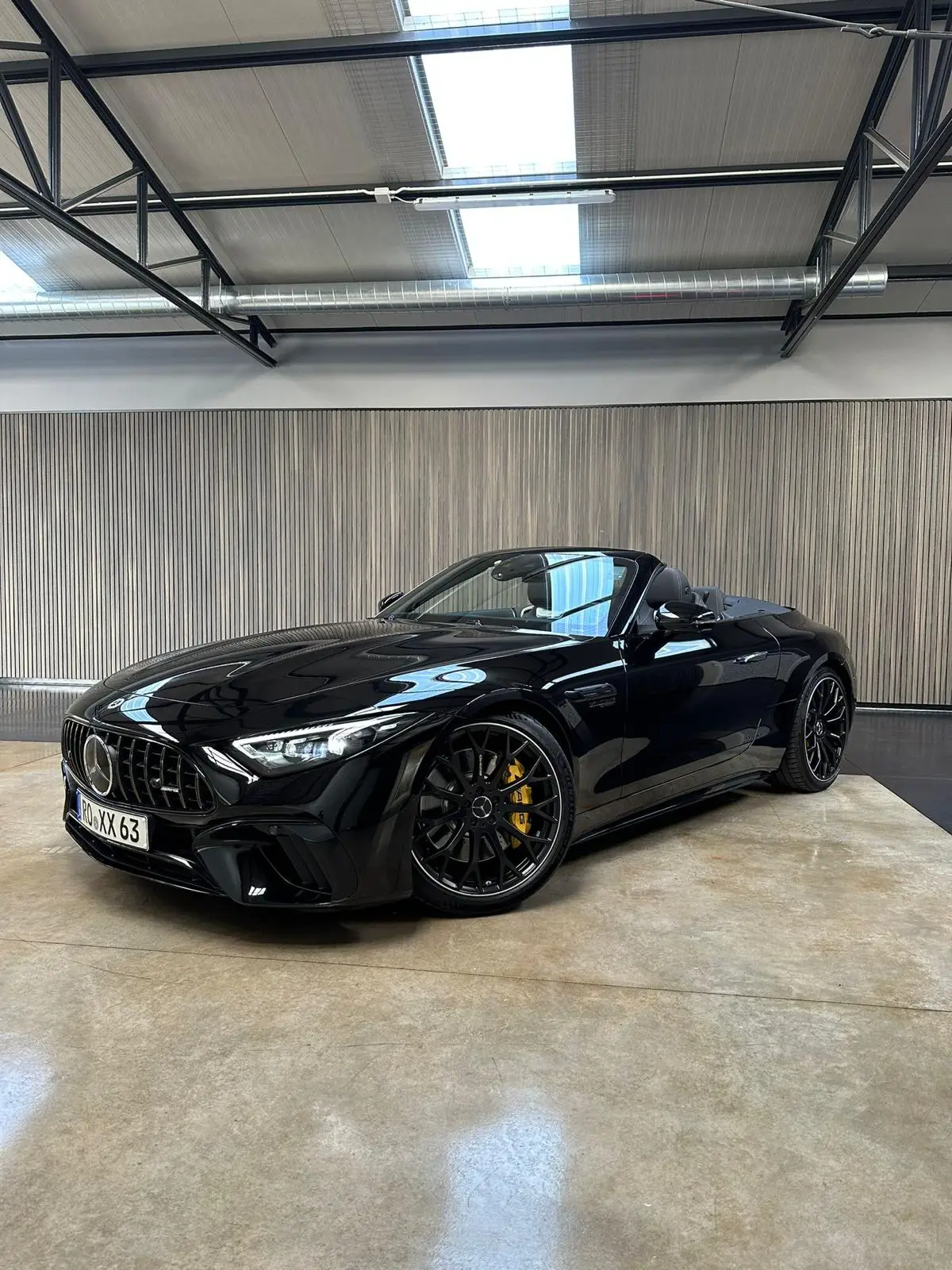 Mercedes SL63 S AMG
