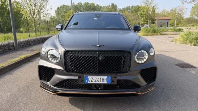 Bentley Bentayga S Black Edition