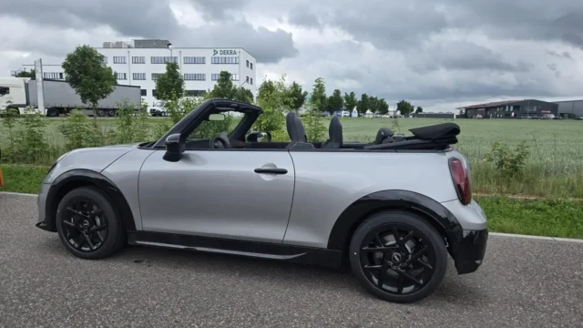 MINI Cooper JCW Convertible 2026