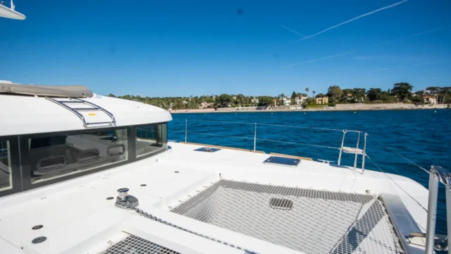 Yacht charter Nikaia in Nice, Cannes