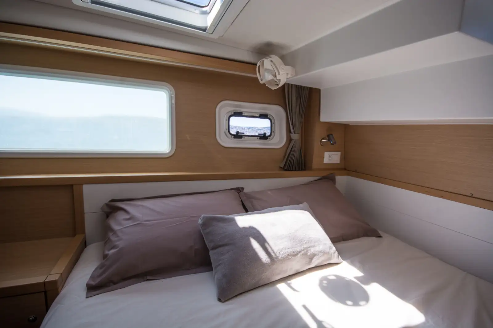 Yacht charter Nikaia in Nice, Cannes