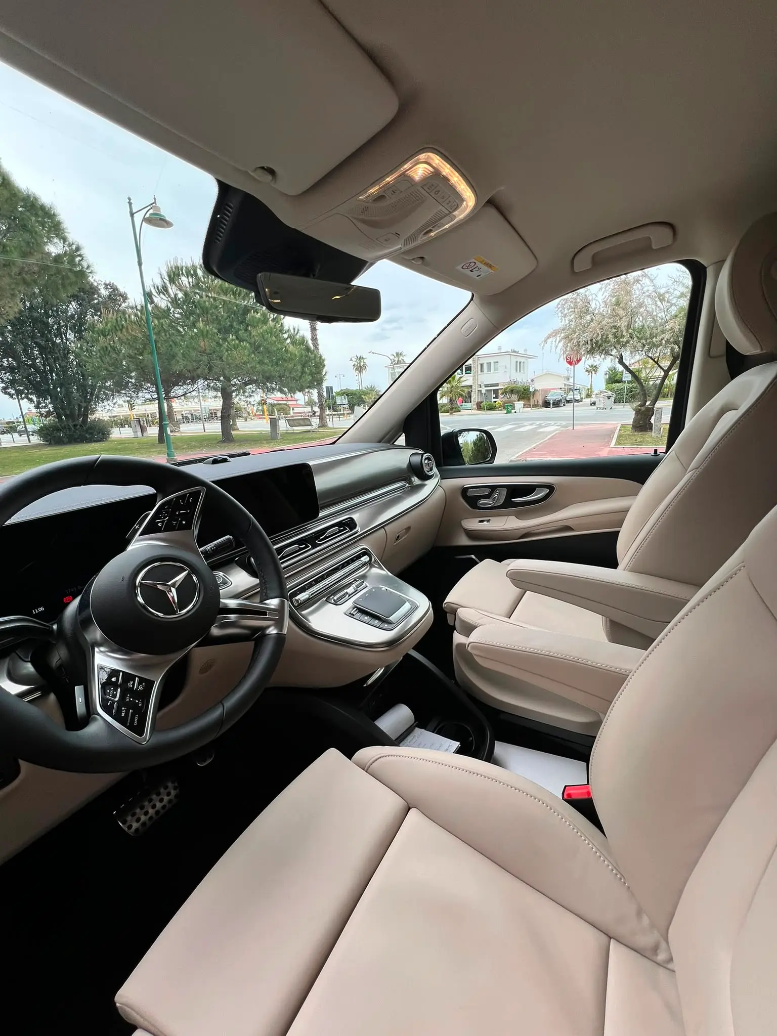 Mercedes-Benz V-Class