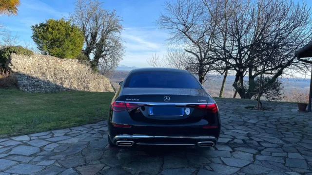 Rent Mercedes-Maybach S-Class S580 Z223 with driver in Milan, Italy