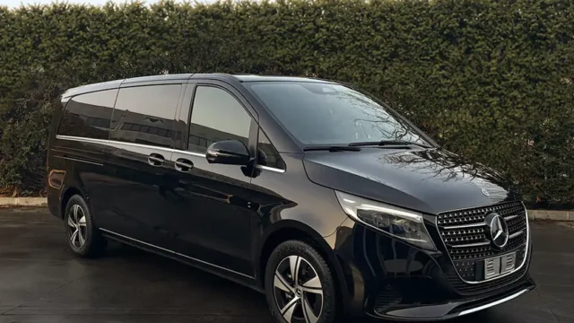 Rent Mercedes-Benz V-Class Extra-Long with driver in Milan