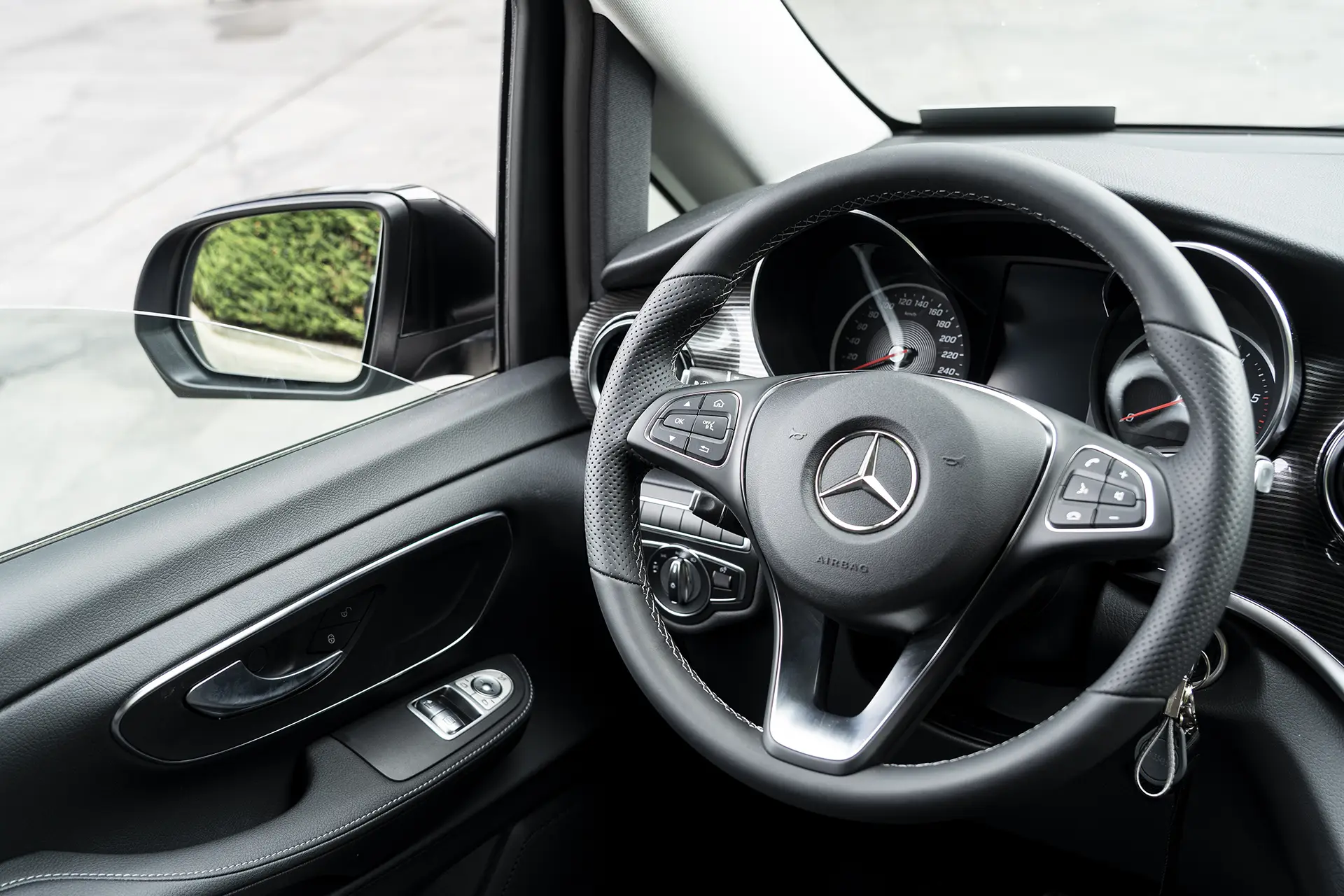 Mercedes-Benz V-Class Extra-Long