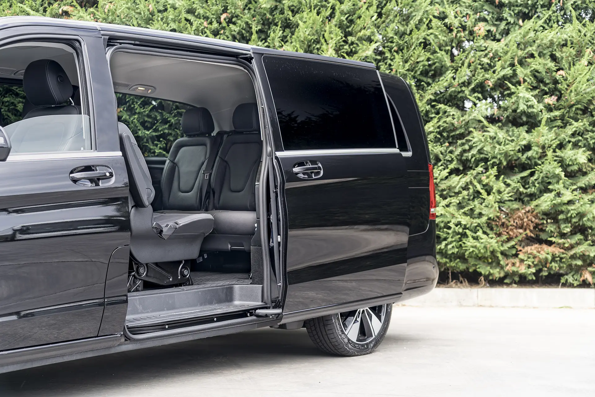 Mercedes-Benz V-Class Extra-Long