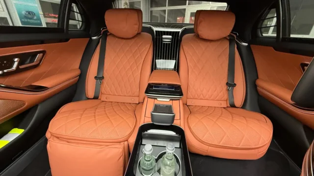 Rent Mercedes-Benz S-Class W223 with driver in Hannover, Germany