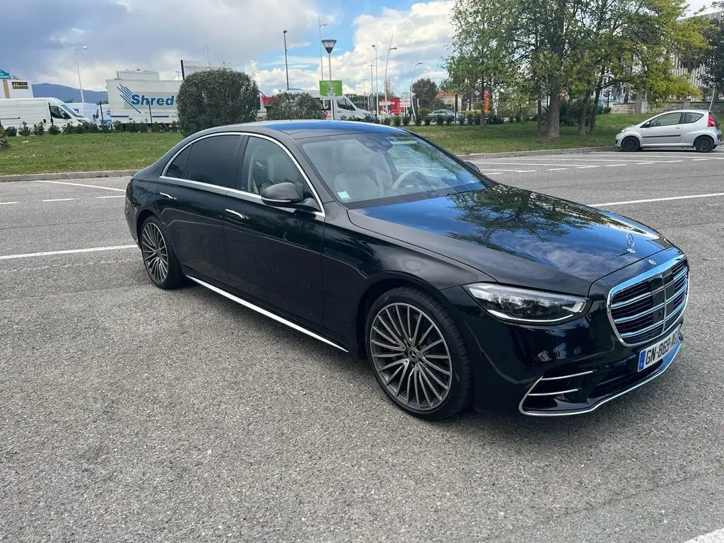 Rent Mercedes-Benz S-Class with driver in Cannes