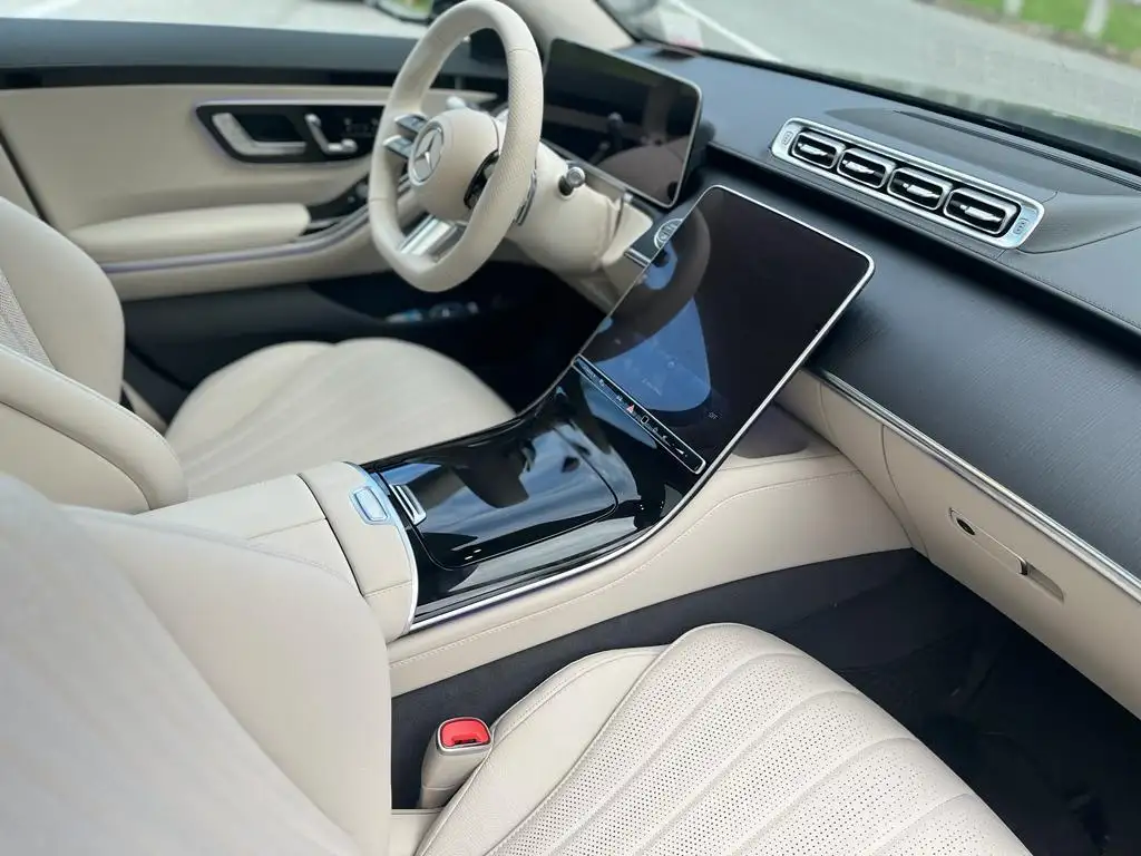 Rent Mercedes-Benz S-Class with driver in Cannes